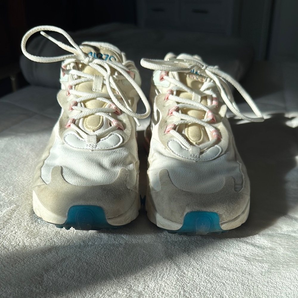 Women’s Nike React Air 270s Cream and Pink Sneakers